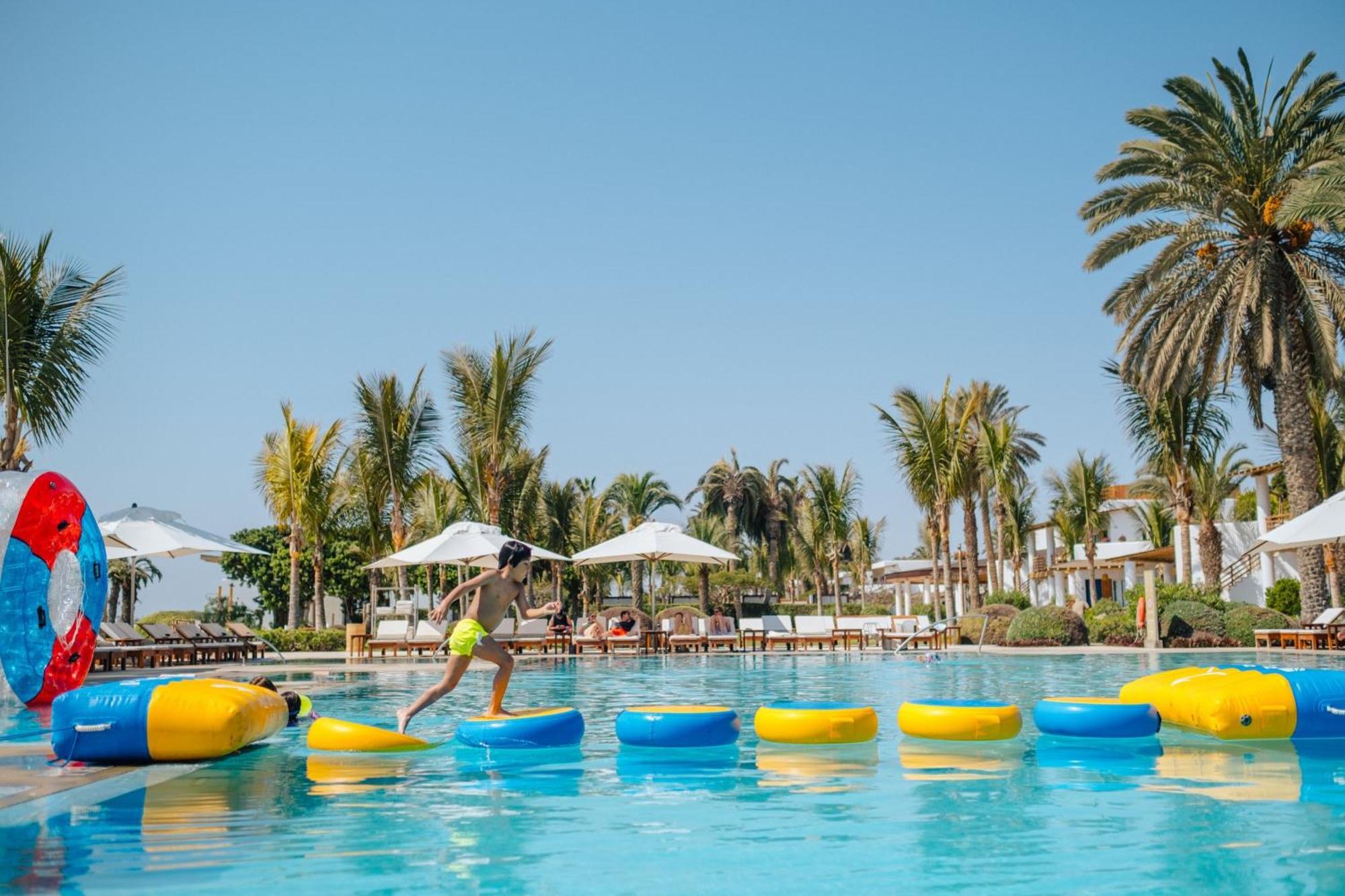 Hotel Paracas, A Luxury Collection Resort, Паракас Екстериор снимка The swimming pool at the resort