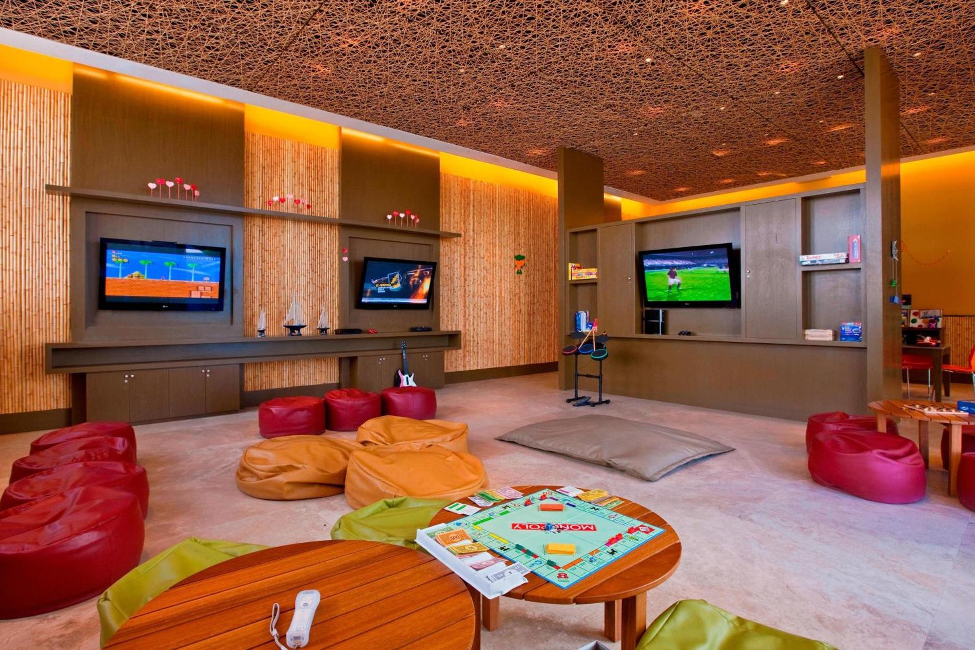 Hotel Paracas, A Luxury Collection Resort, Паракас Екстериор снимка The game room at the club