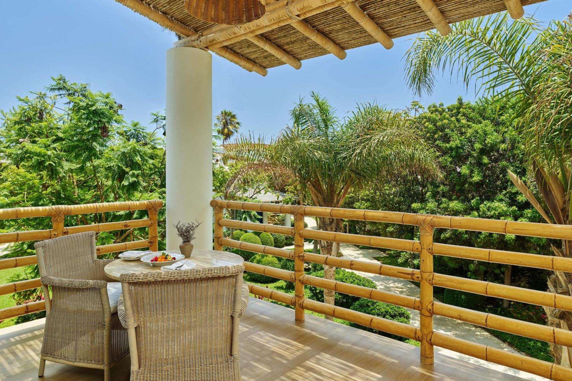 Hotel Paracas, A Luxury Collection Resort, Паракас Екстериор снимка A view from a villa at the resort